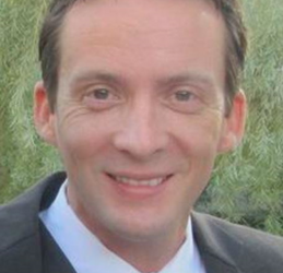 [Guest Blog] At the Intersection of Mixed Reality and Business Applications: My Career Journey