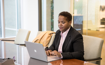 Deliver insights with Dynamics 365 Finance business performance analytics